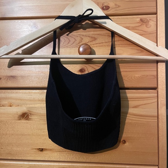 Babaton Halter Scupt Knit Top Black 2XS - Picture 2 of 3